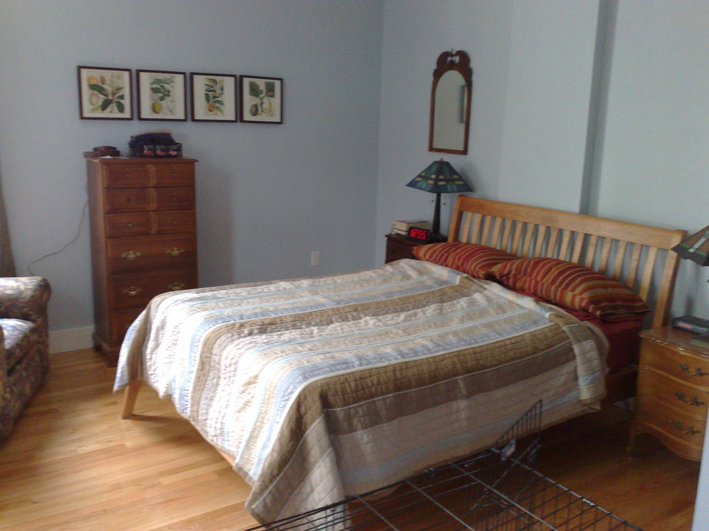 Double room near the kitchen in Brixton